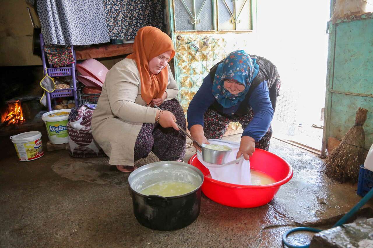 Meram Kızılören'in sabır ve emek isteyen asırlık lezzeti doğaya emanet edildi 3